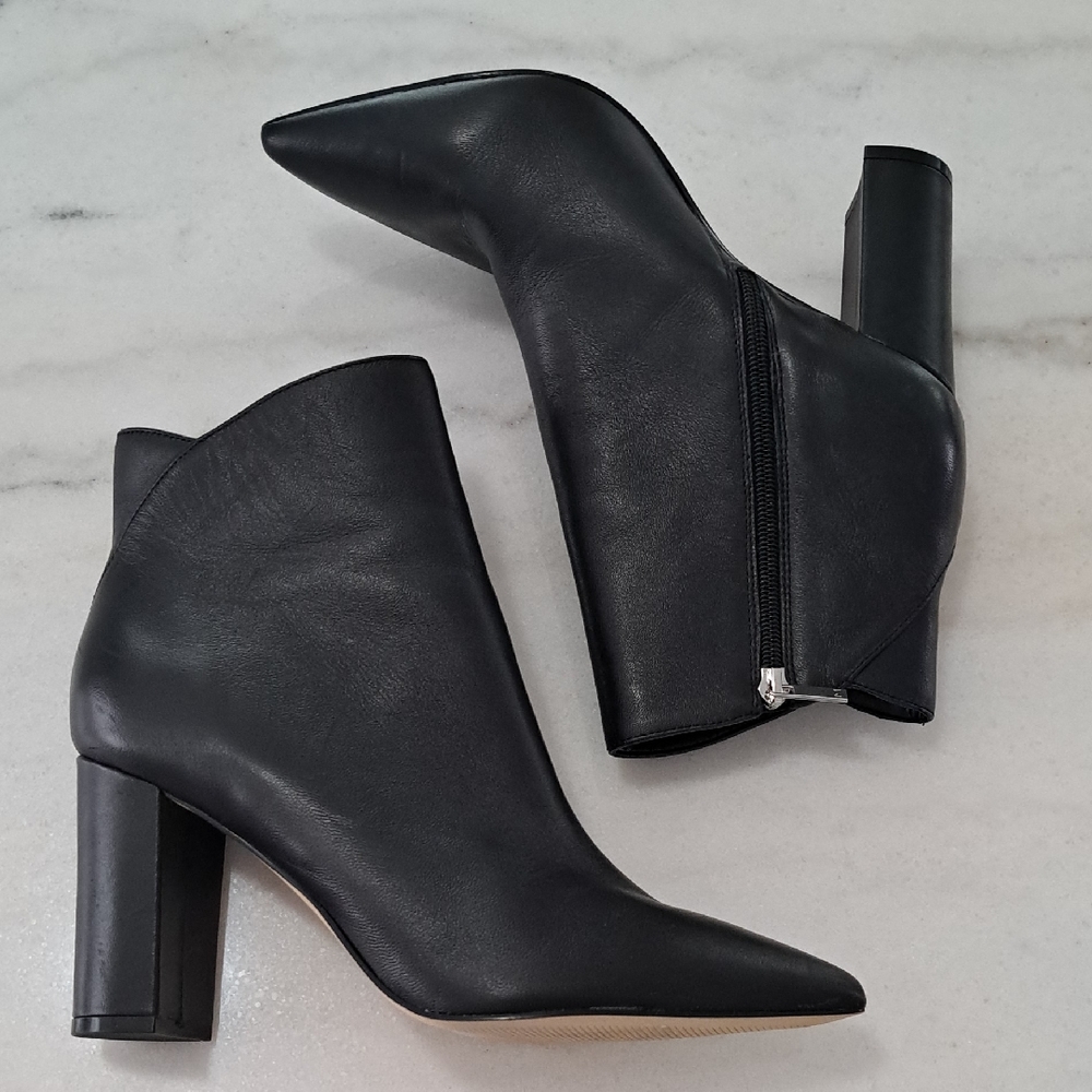 Marc Fisher LTD Size 9 Elegant Black Leather Ankle Boots